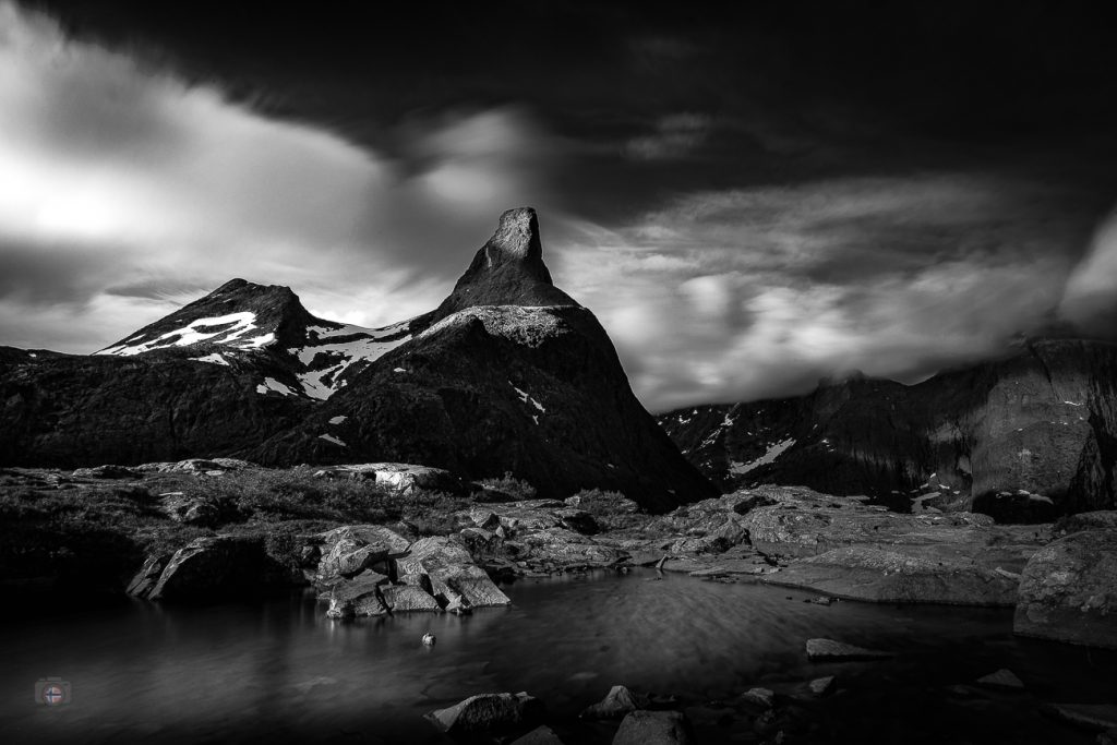 Eine Form in der Landschaft